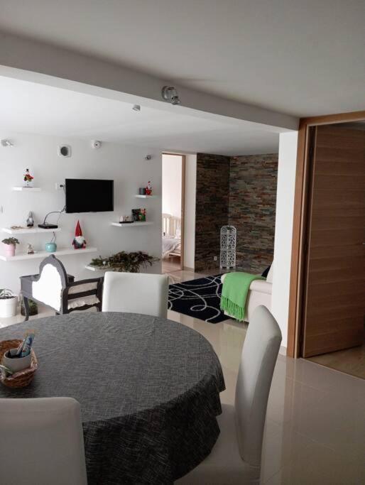 Appartement Cosy Avec Jardin Vaux-Sur-Seine エクステリア 写真